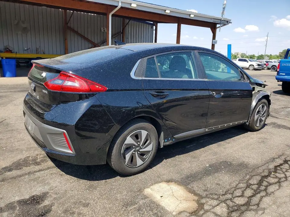 2017 HYUNDAI IONIQ SEL  