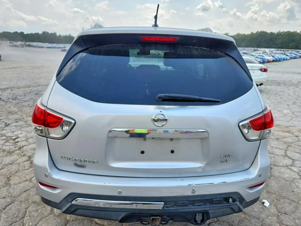2014 NISSAN PATHFINDER SL  