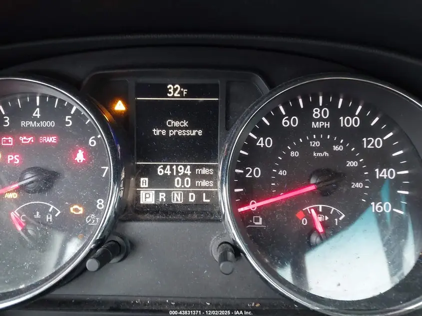 2011 NISSAN ROGUE SV