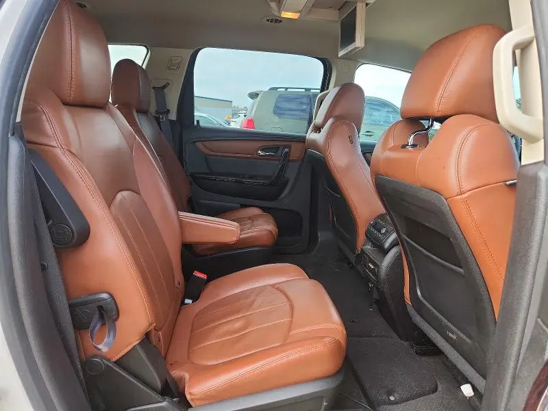 2015 CHEVROLET TRAVERSE LTZ  