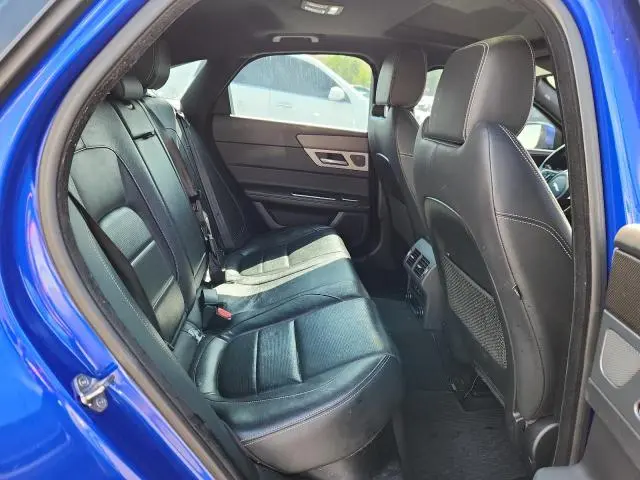 2017 JAGUAR XF R - SPORT  