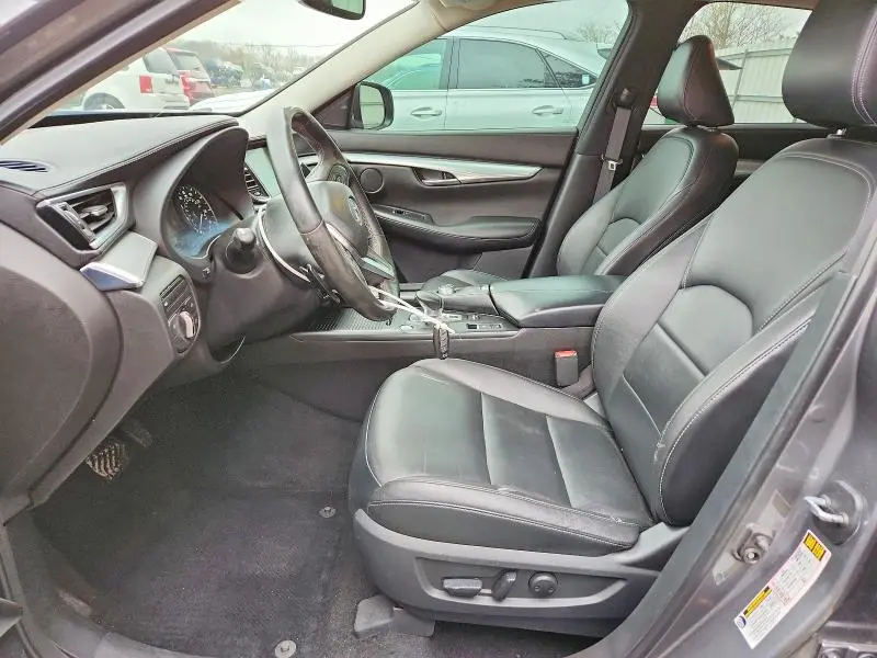 2019 INFINITI QX50 LUXE  