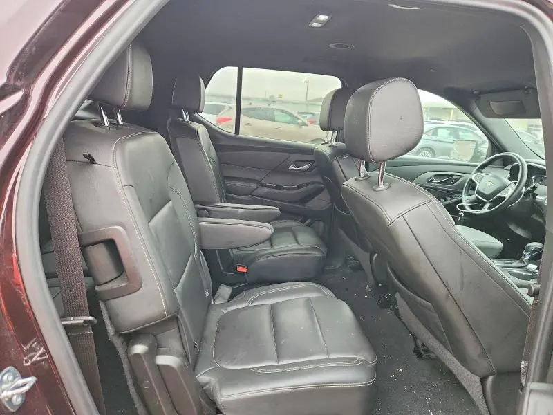 2023 CHEVROLET TRAVERSE LT  