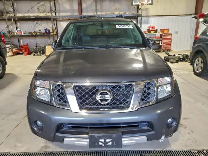 2011 NISSAN PATHFINDER S  