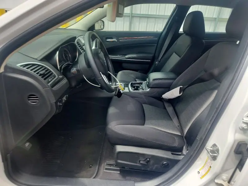 2018 CHRYSLER 300 TOURING  