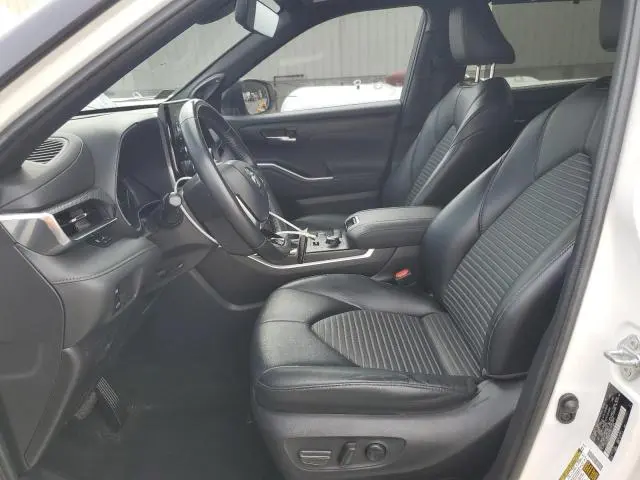 2021 TOYOTA HIGHLANDER XSE  
