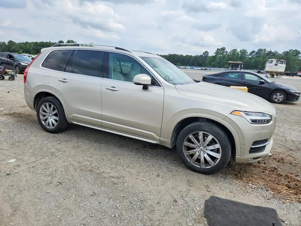 2016 VOLVO XC90 T6  