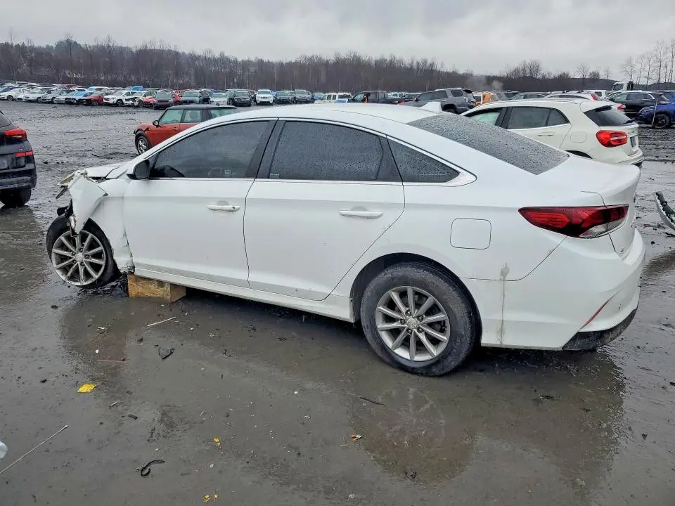 2018 HYUNDAI SONATA SE  