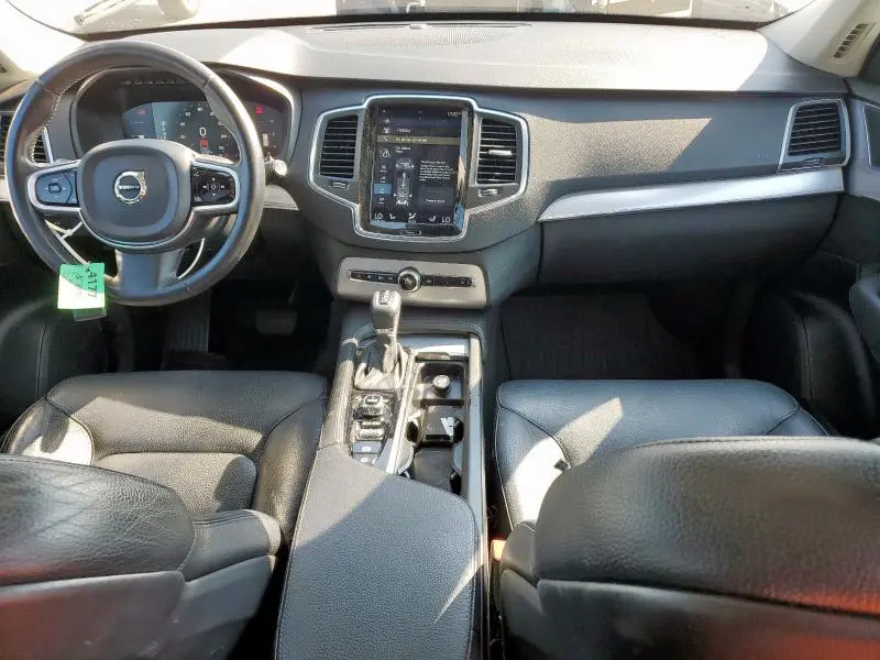 2017 VOLVO XC90 T5