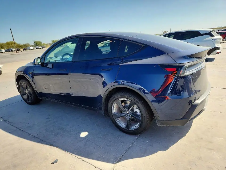 2026 TESLA MODEL Y   