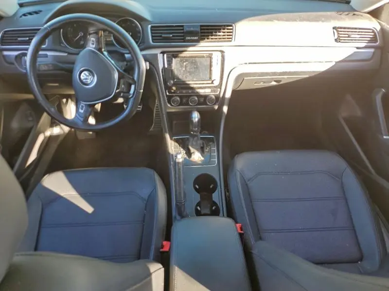 2018 VOLKSWAGEN PASSAT S  