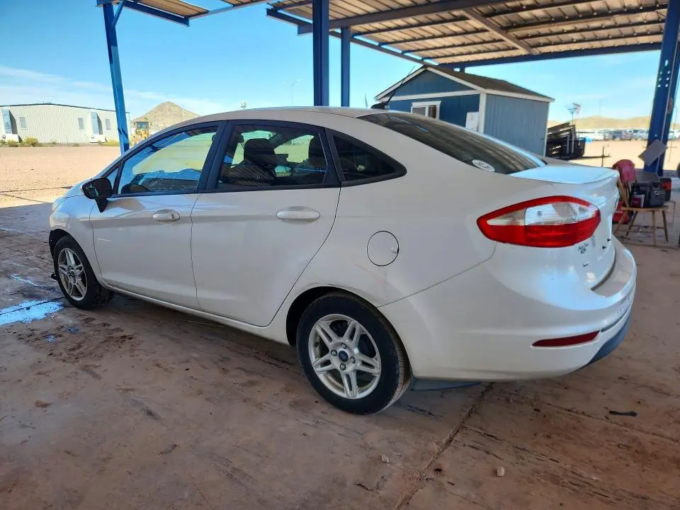 2018 FORD FIESTA SE  