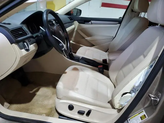 2015 VOLKSWAGEN PASSAT S  