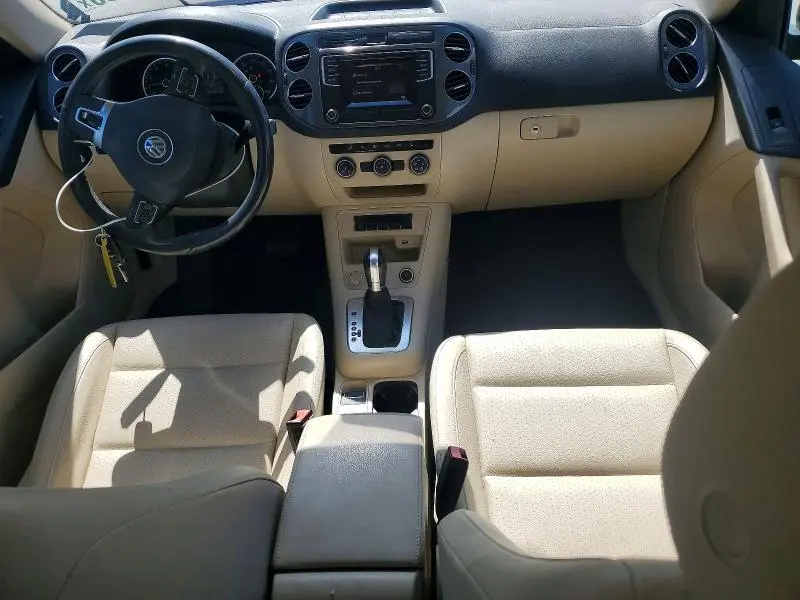 2016 VOLKSWAGEN TIGUAN S  