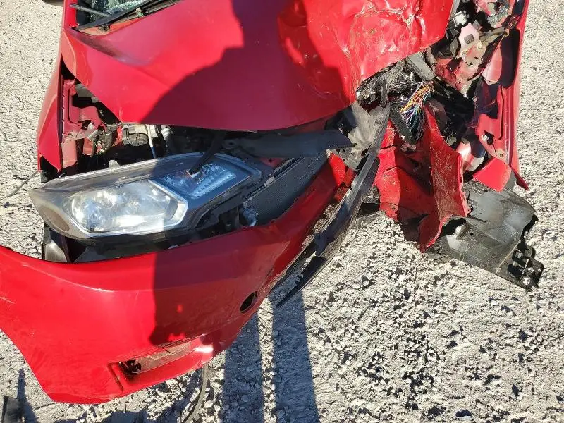 2016 HONDA FIT LX  