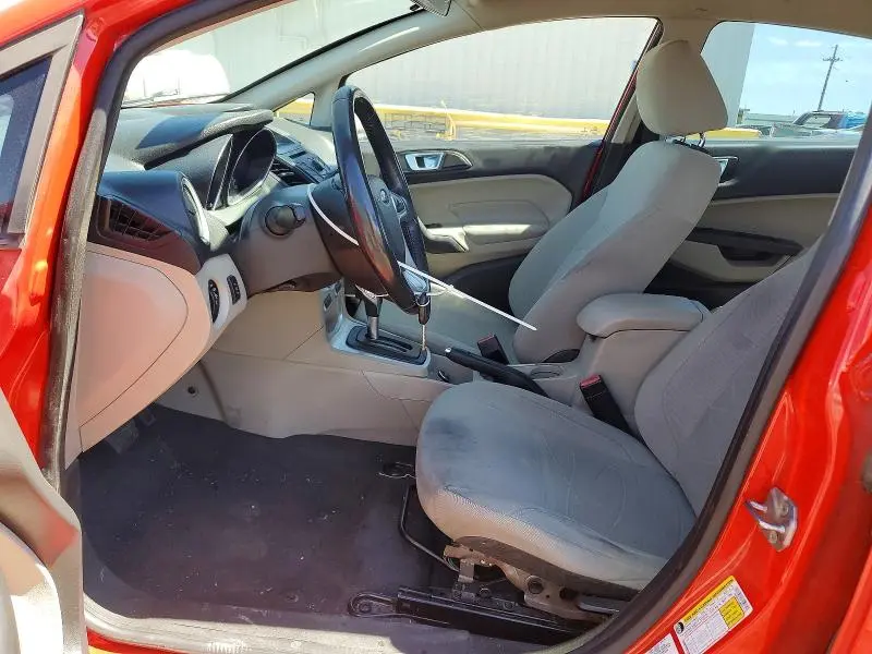 2014 FORD FIESTA SE  
