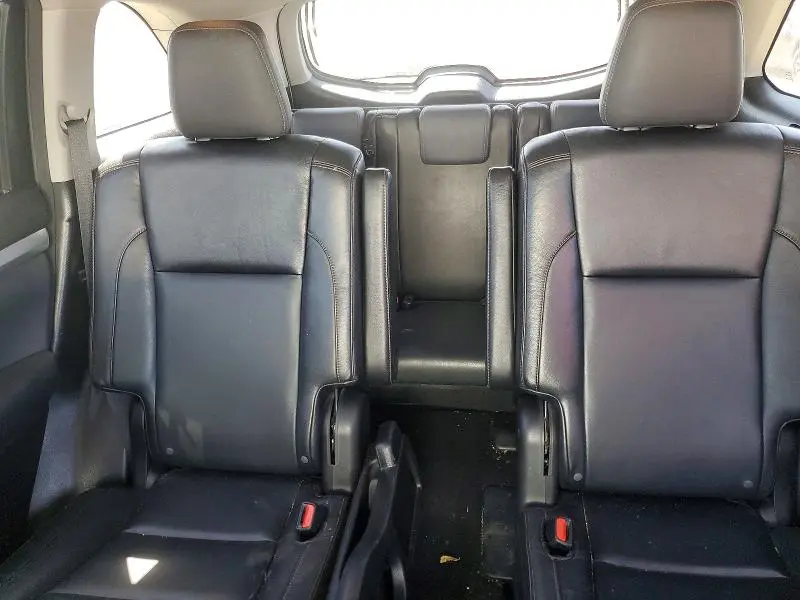 2014 TOYOTA HIGHLANDER XLE  