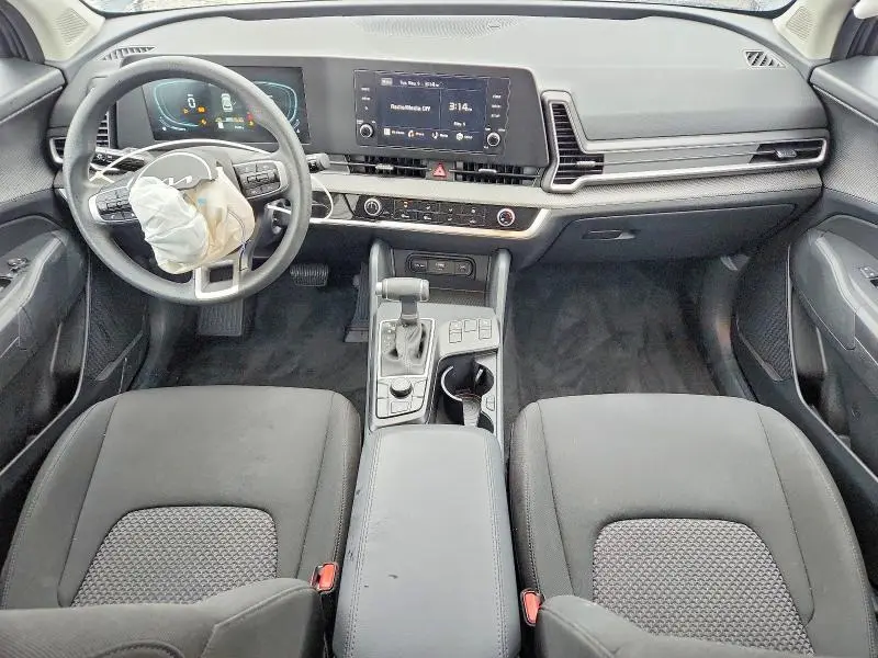 2025 KIA SPORTAGE LX  