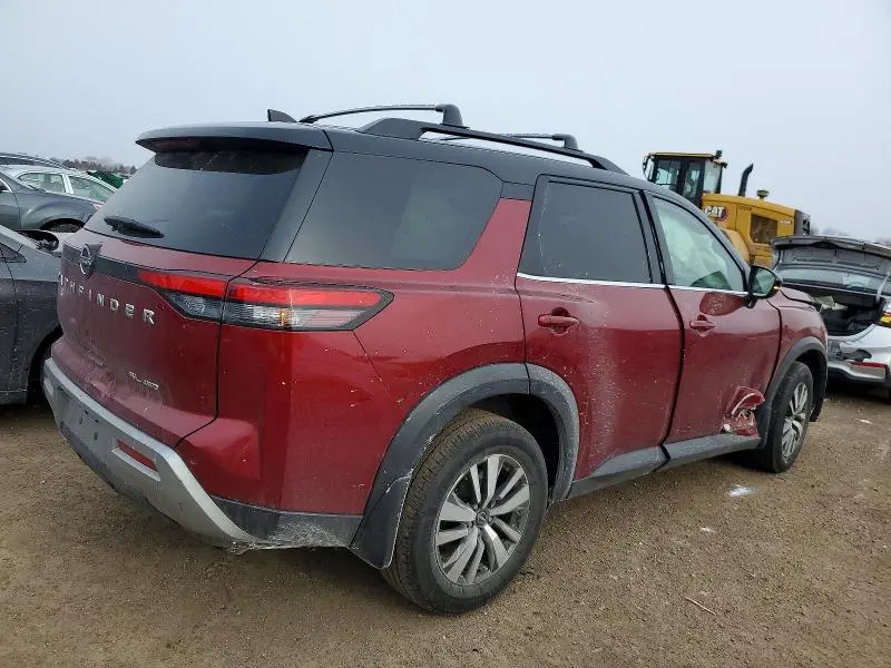 2022 NISSAN PATHFINDER SL  