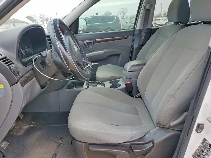 2011 HYUNDAI SANTA FE GLS  