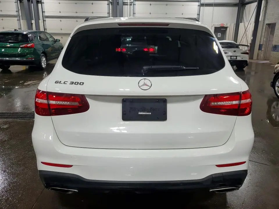 2019 MERCEDES-BENZ GLC 300  