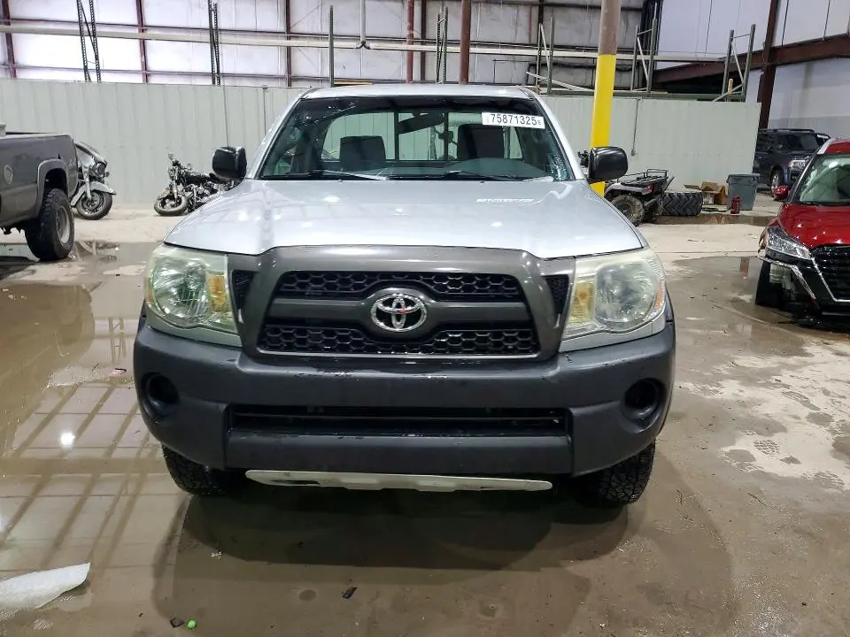 2011 TOYOTA TACOMA BASE  