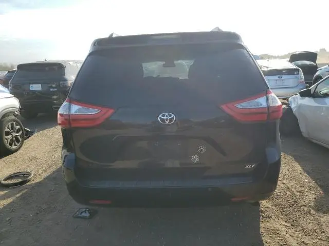 2015 TOYOTA SIENNA XLE 8-PASSENGER  