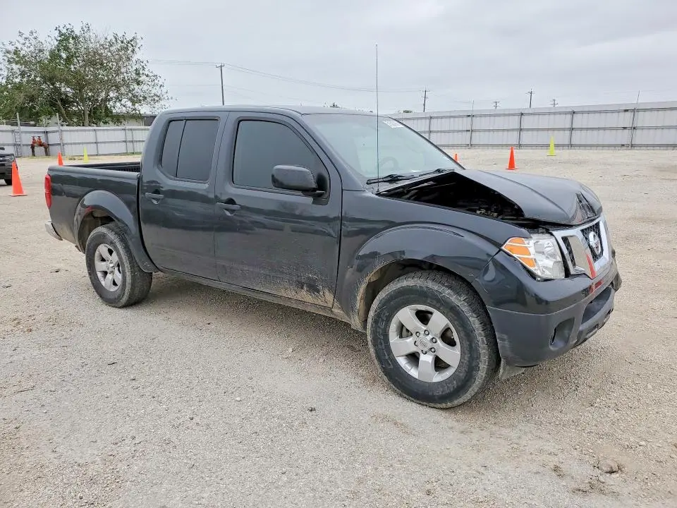 2012 NISSAN FRONTIER S  