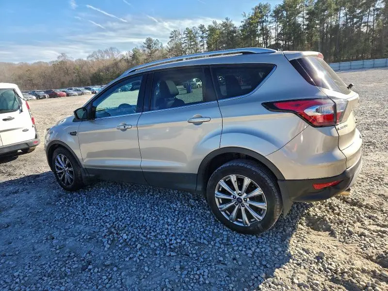 2017 FORD ESCAPE TITANIUM  