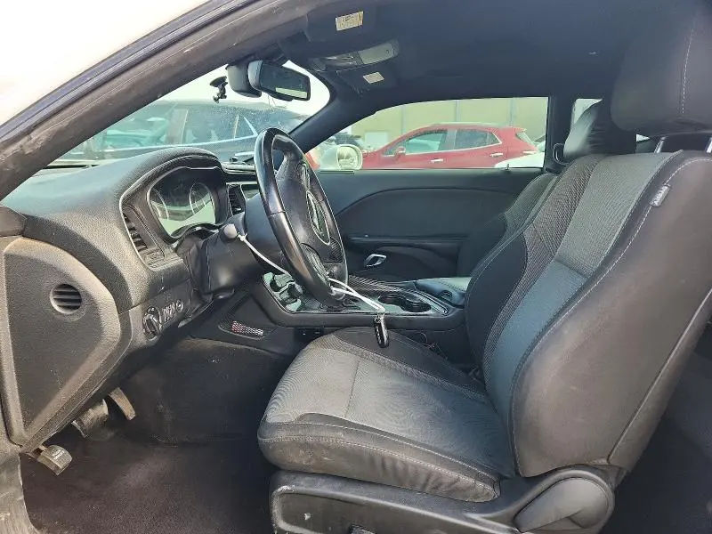 2015 DODGE CHALLENGER SXT  