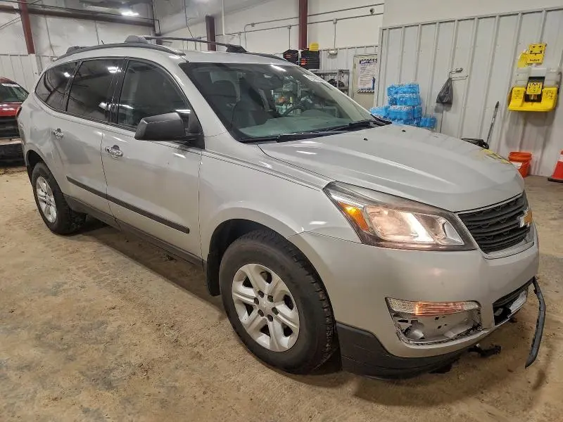 2014 CHEVROLET TRAVERSE LS  