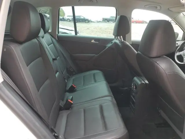 2014 VOLKSWAGEN TIGUAN S