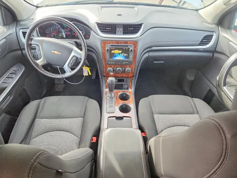 2014 CHEVROLET TRAVERSE LT  