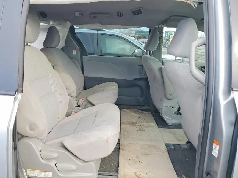 2019 TOYOTA SIENNA L 7-PASSENGER  