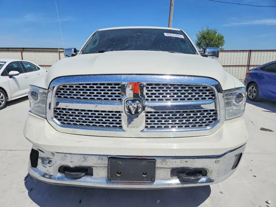 2016 RAM 1500 LARAMIE  