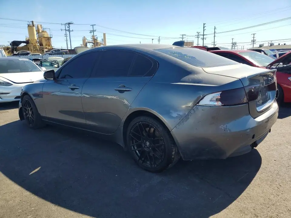 2017 JAGUAR XE PREMIUM  