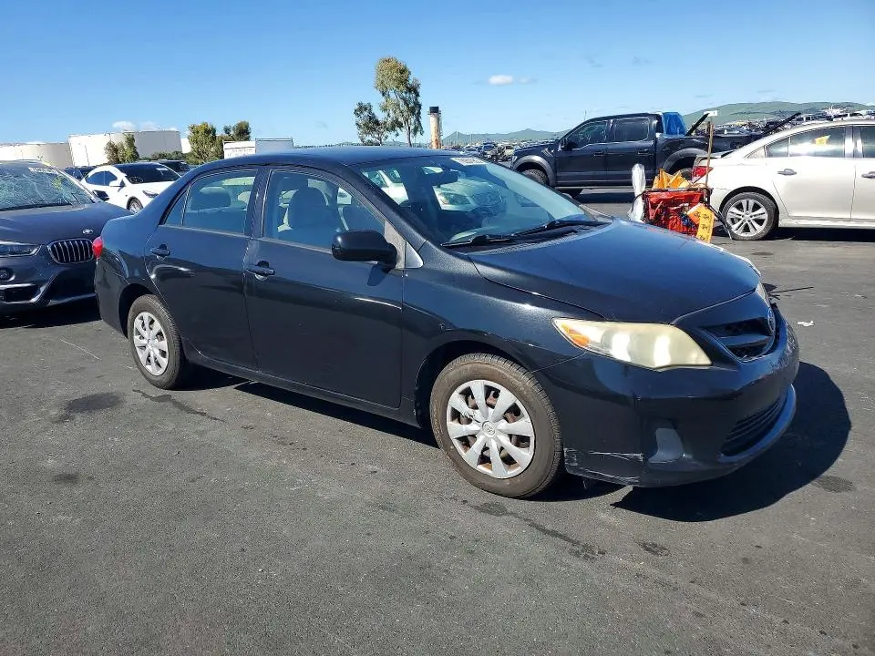 2011 TOYOTA COROLLA LE  
