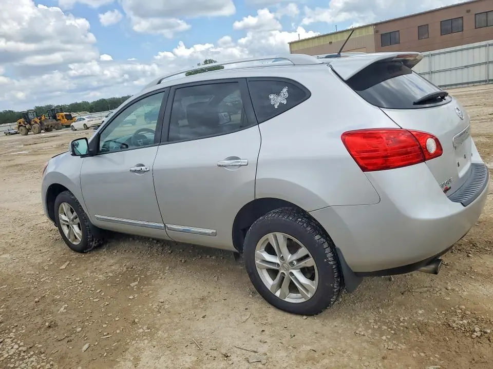2013 NISSAN ROGUE S  