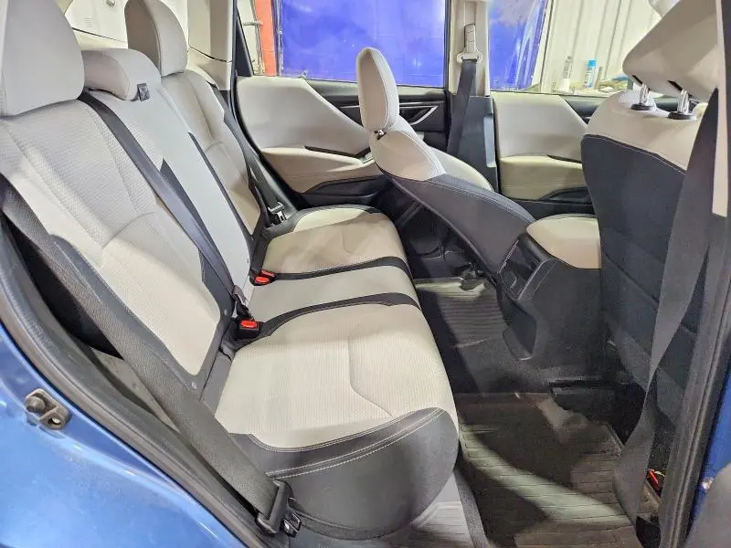 2021 SUBARU FORESTER   