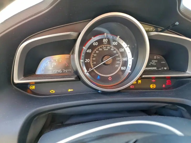 2016 MAZDA 3 TOURING  