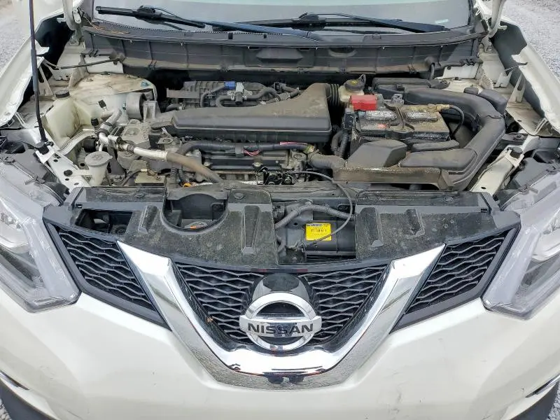 2015 NISSAN ROGUE SL  