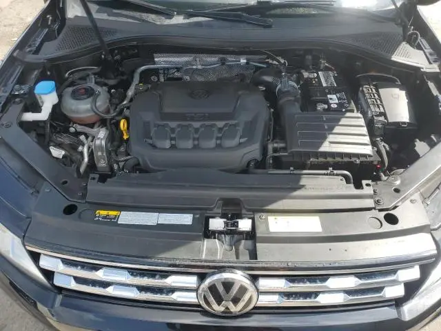 2021 VOLKSWAGEN TIGUAN SE  