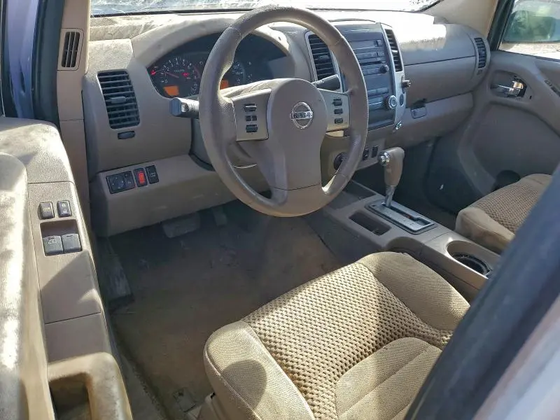 2012 NISSAN FRONTIER SV  