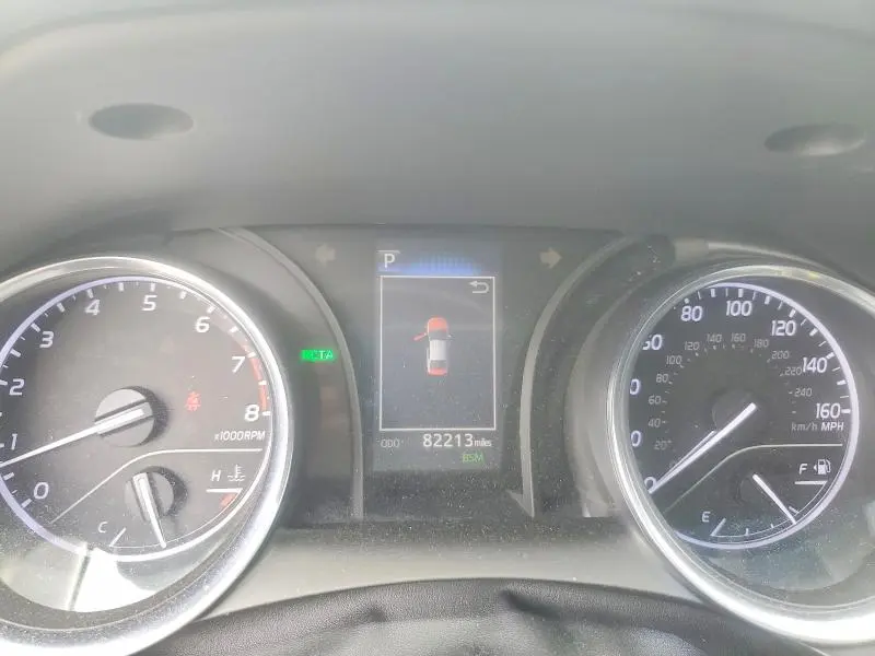 2018 TOYOTA CAMRY SE  