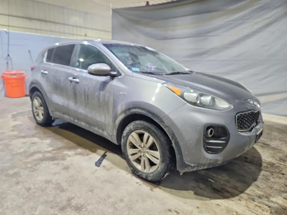 2017 KIA SPORTAGE LX  