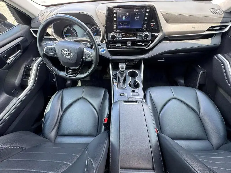 2021 TOYOTA HIGHLANDER HYBRID XLE  