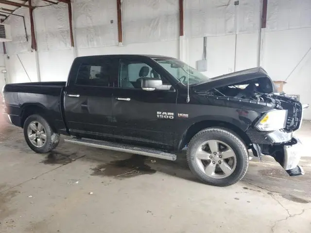 2015 RAM 1500 SLT  