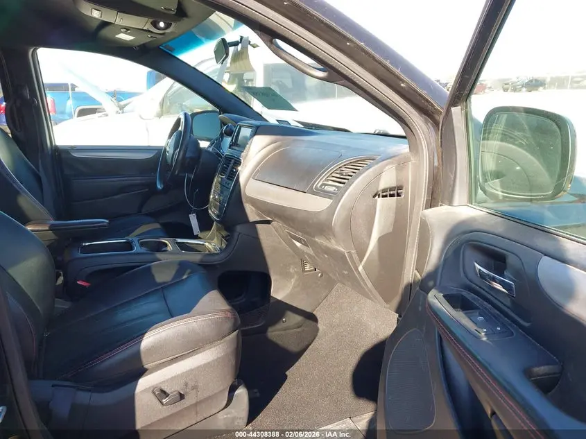 2016 DODGE GRAND CARAVAN R/T