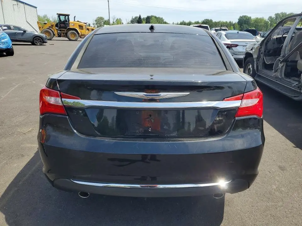 2014 CHRYSLER 200 LIMITED  