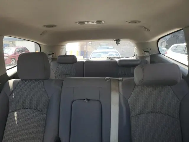 2011 CHEVROLET TRAVERSE LT  